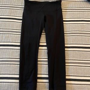 Lulu lemon cropped compression leggings size 4